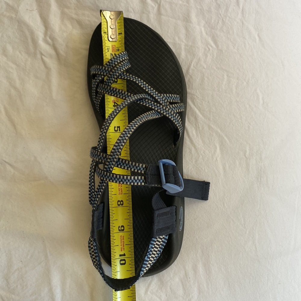 Women’s size 10 Chaco’s blue - Picture 6 of 6